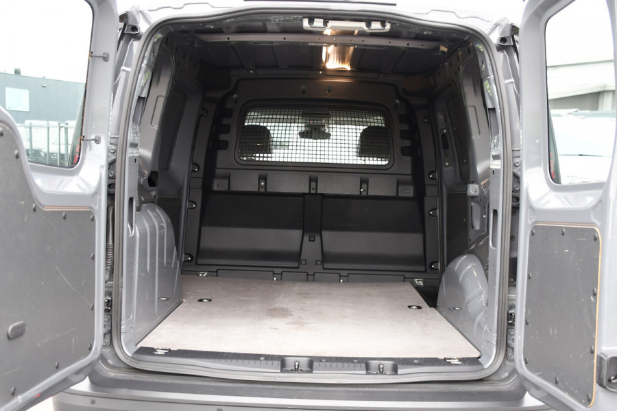 Volkswagen Caddy Cargo 1.5 TSI PB Edition Camera, Adaptieve Cruise, Carplay, LED, Stoelverwarming, Multimedia, Automaat, 115pk, Benzine, Uniek!