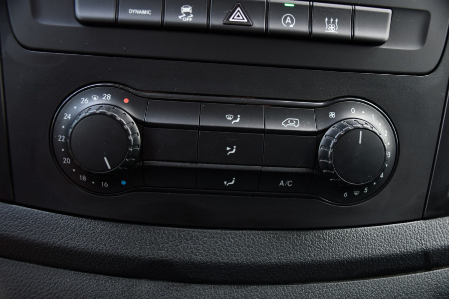 Mercedes-Benz Vito 116 CDI L2 Black Edition Camera, Cruise, Carplay, LED, 164pk, Stoelverwarming, Standkachel, Automaat, Multimedia, Uniek!