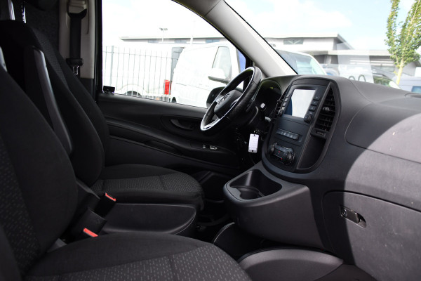 Mercedes-Benz Vito 116 CDI L2 Black Edition Camera, Cruise, Carplay, LED, 164pk, Stoelverwarming, Standkachel, Automaat, Multimedia, Uniek!