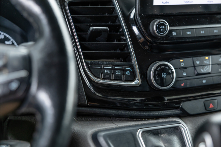 Ford Transit Custom 320 2.0 TDCI 185 PK L2H1 Sport | L+R Schuifdeur | CarPlay | Camera | Navigatie | Trekhaak | Stoelverwarming | Cruise control | DAB | Nieuwe APK