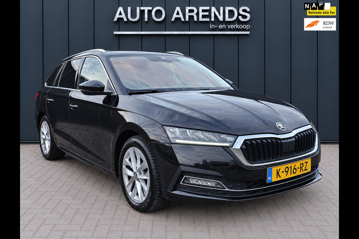 Škoda Octavia Combi 1.5 e-TSI Business Edition Plus Automaat/Virtuel/Led/Adapt.Cruise/Trekhaak/Camera/AppleCarplay/Stoelverwarming