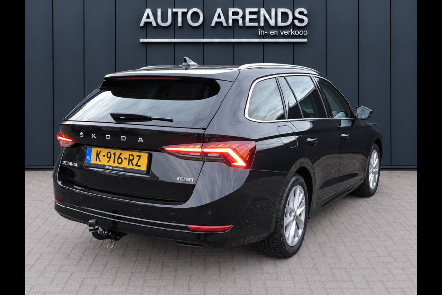 Škoda Octavia Combi |Virtuel Cockpit|LED| Adapt.Cruise|Trekhaak|Camera|Carplay|BTW|Netto €11.527|Riem is vervangen|APK 24-02-2027
