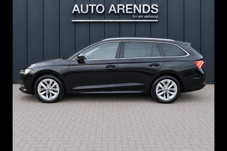Škoda Octavia Combi |Virtuel Cockpit|LED| Adapt.Cruise|Trekhaak|Camera|Carplay|BTW|Netto €11.527|Riem is vervangen|APK 24-02-2027