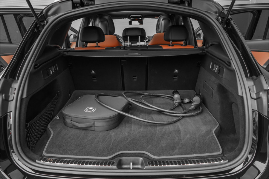 Mercedes-Benz GLC 400e 4M AMG Line Premium+ HUD Pano Keyless Burmester 360°