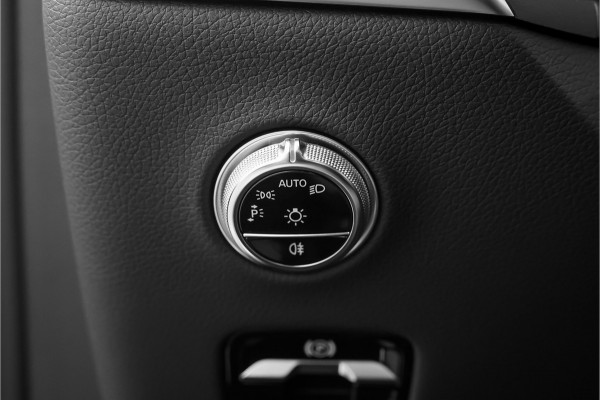 Mercedes-Benz GLC 400e 4M AMG Line Premium+ HUD Pano Keyless Burmester 360°