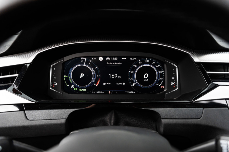 Volkswagen Arteon Shooting Brake EHybrid R-Line | Pano | 360° | HUD | Trekhaak