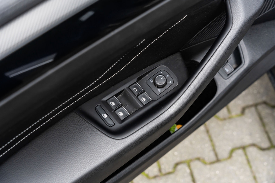 Volkswagen Arteon Shooting Brake EHybrid R-Line | Pano | 360° | HUD | Trekhaak