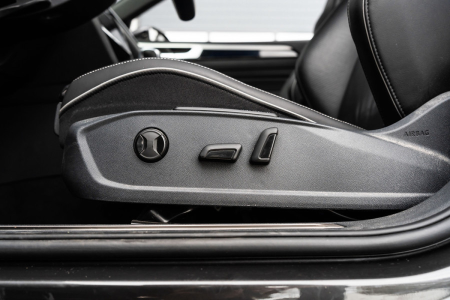 Volkswagen Arteon Shooting Brake EHybrid R-Line | Pano | 360° | HUD | Trekhaak
