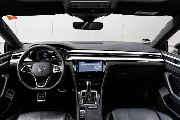 Volkswagen Arteon Shooting Brake EHybrid R-Line | Pano | 360° | HUD | Trekhaak