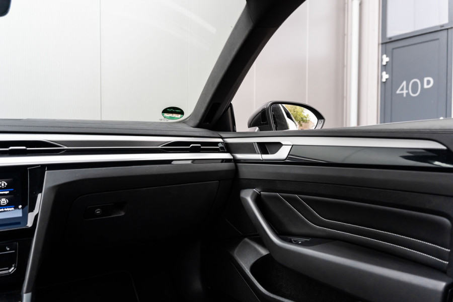 Volkswagen Arteon Shooting Brake EHybrid R-Line | Pano | 360° | HUD | Trekhaak