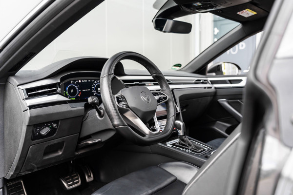 Volkswagen Arteon Shooting Brake EHybrid R-Line | Pano | 360° | HUD | Trekhaak