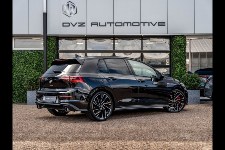 Volkswagen Golf 2.0 TSI 245PK DSG GTI | 19" Adelaide | Matrix | Camera | H&K Sound