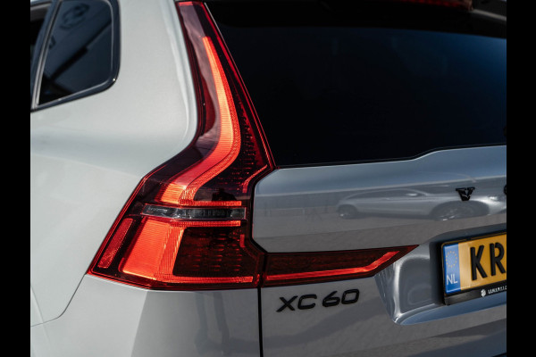Volvo XC60 2.0 T6 Plug-in hybrid AWD Plus Black Edition | Pano | SOH 99% | Surround View | Trekhaak | BTW