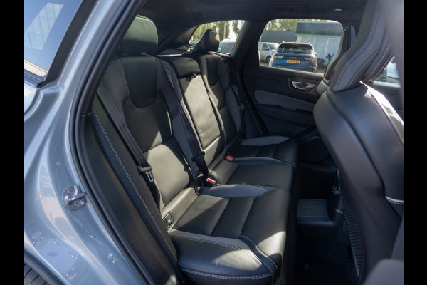 Volvo XC60 2.0 T6 Plug-in hybrid AWD Plus Black Edition | Pano | SOH 99% | Surround View | Trekhaak | BTW