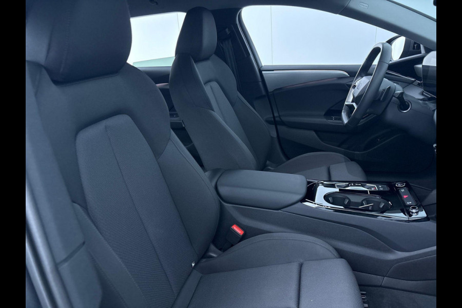 Audi A6 Avant e-tron Advanced edition 83 kWh 286 pk | SOH 100% | Verlengde garantie | Navigatie | Warmtepomp | Trekhaak (wegklapbaar) | Parkeersensoren (Park assist) | Rondomzicht camera | Elektr. voorstoelen | Multimedia scherm passagier |