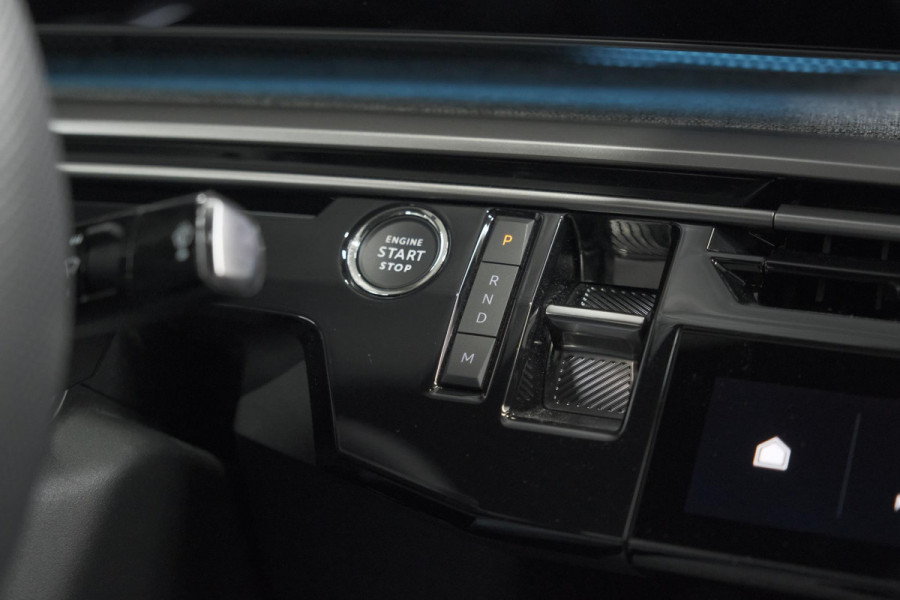Peugeot 3008 1.2 Hybrid 145 GT | 360 Vision Pack | Adaptieve Cruise Control | Stoelen Pakket Inclusief Verwarmde Achterbank