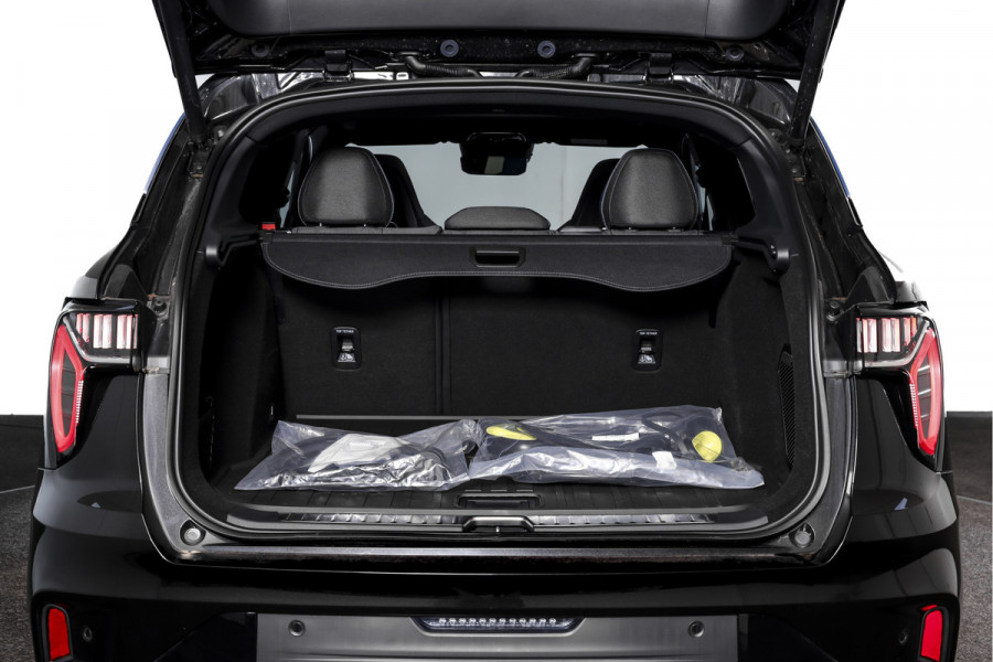 Lynk & Co 01 1.5 PHEV 261PK MY23 | Donkere hemel | 360 Camera | 7.4 kWh Boordlader | S/K-panodak | Adapt. Cruise | Memory | Elek. klep | LM 20" | 7733