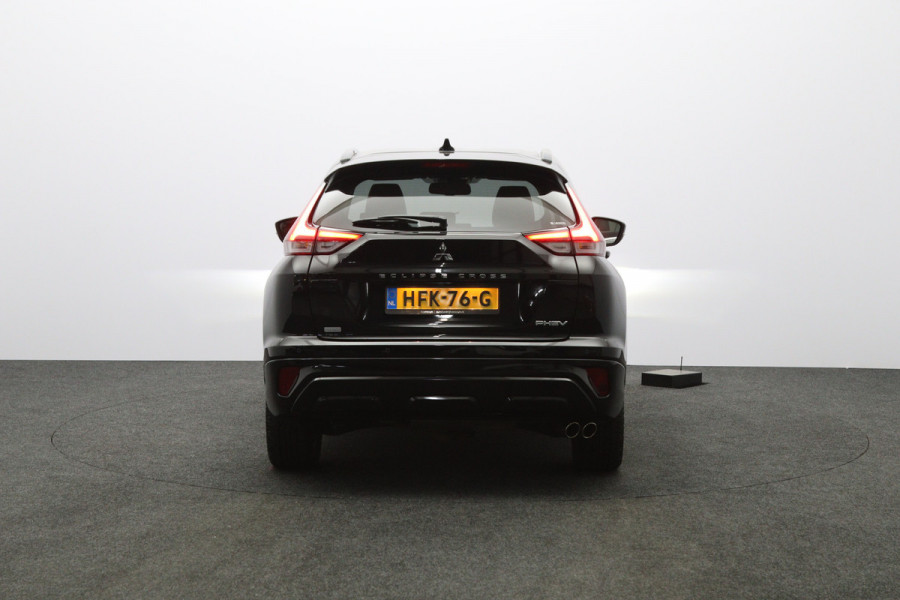 Mitsubishi Eclipse Cross 2.4 PHEV 188 PK Executive, LED, Adaptieve Cruise Control, 360 Camera, Leder-Alcantara