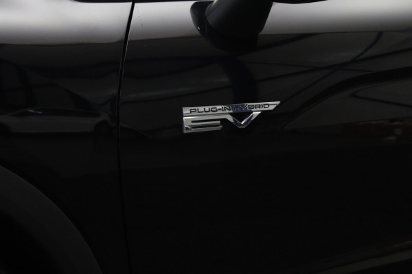 Mitsubishi Eclipse Cross 2.4 PHEV 188 PK Executive, LED, Adaptieve Cruise Control, 360 Camera, Leder-Alcantara