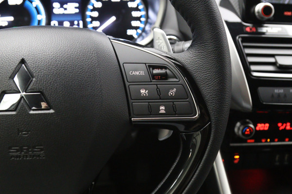 Mitsubishi Eclipse Cross 2.4 PHEV 188 PK Executive, LED, Adaptieve Cruise Control, 360 Camera, Leder-Alcantara