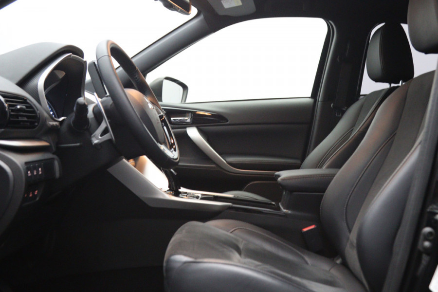 Mitsubishi Eclipse Cross 2.4 PHEV 188 PK Executive, LED, Adaptieve Cruise Control, 360 Camera, Leder-Alcantara