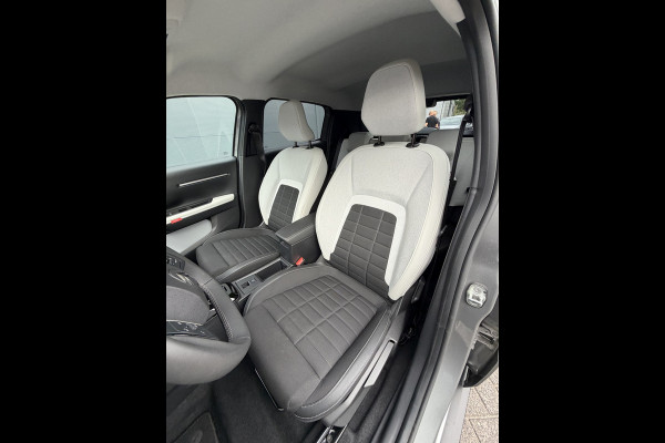 Citroën ë-C3 Max 113pk 44 kWh (Trekhaak - Camera - Automatische Airco - Navigatie - Apple Carplay - LED)