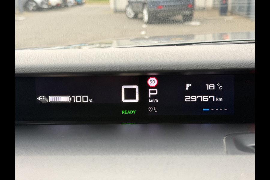 Citroën ë-C3 Max 113pk 44 kWh (Trekhaak - Camera - Automatische Airco - Navigatie - Apple Carplay - LED)