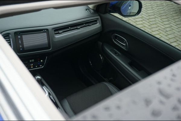 Honda HR-V 131PK i-VTEC Executive LUXE | PANO | NAVI | TREKHAAK