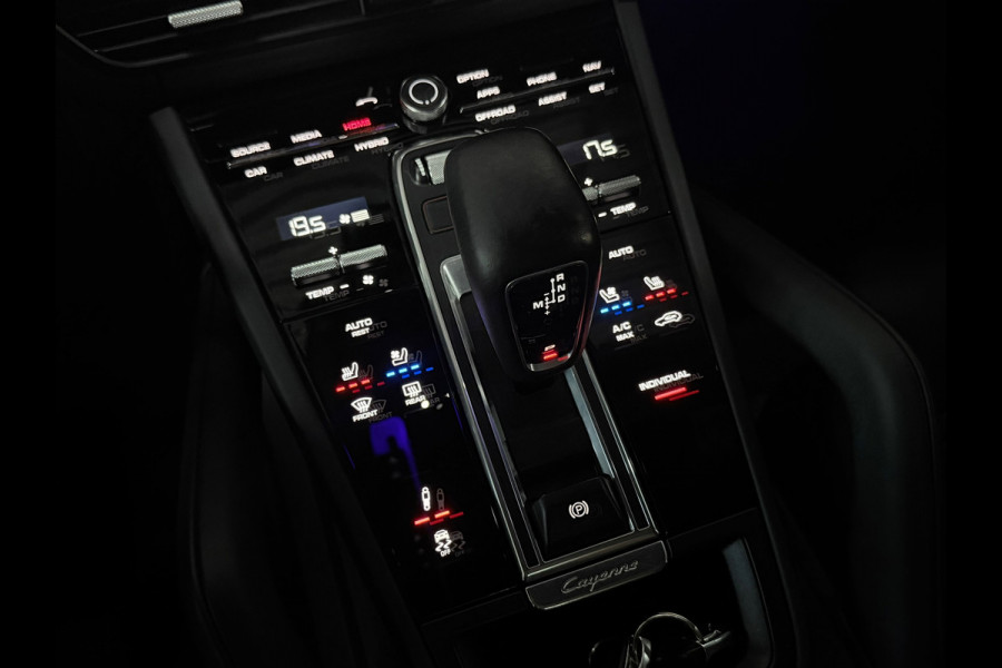Porsche Cayenne Coupé 3.0 E-Hybrid Techart*SportChrono*HUD*360*