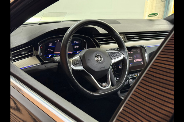 Volkswagen Passat Variant 2.0 TSI R-line Executive Business | VOL! | PANO | IQ.LIGHT | Dynaudio| Virtual | Leder | HuD | Trekhaak