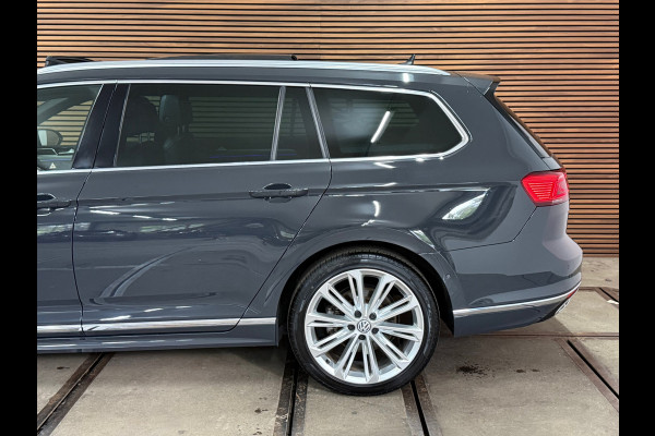 Volkswagen Passat Variant 2.0 TSI R-line Executive Business | VOL! | PANO | IQ.LIGHT | Dynaudio| Virtual | Leder | HuD | Trekhaak