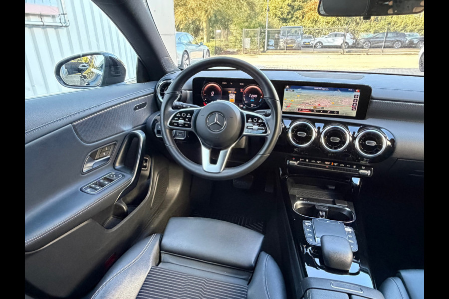 Mercedes-Benz CLA-Klasse Shooting Brake 250 e Premium Plus 218 Pk | Navigatie | Cruise | Clima | 18" lichtmetaal.