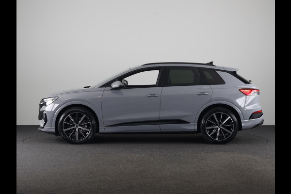 Audi Q4 e-tron 45 S edition Competition e-tron 82 kWh 286 pk | Navigatie | Stoelverwarming | Assistentiepakket plus | Comfortpakket | Ambient lichtpakket | Optiekpakket zwart plus | 20 inch Lichtmetalen velgen