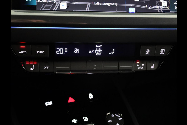 Audi Q4 e-tron 45 S edition Competition e-tron 82 kWh 286 pk | Navigatie | Stoelverwarming | Assistentiepakket plus | Comfortpakket | Ambient lichtpakket | Optiekpakket zwart plus | 20 inch Lichtmetalen velgen