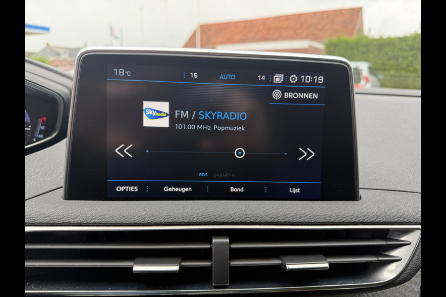 Peugeot 3008 1.2 PureTech 131 PK | Automaat | Crossway | Speciale uitvoering | Navigatiesysteem |