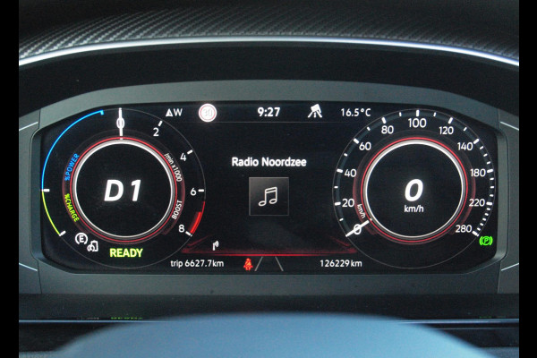 Volkswagen Arteon 1.4 TSI eHybrid R-Line Business+ | Panoramadak | Trekhaak | Camera | Sfeerverlichting | Estoril R-Line 20 inch | NL-Auto |