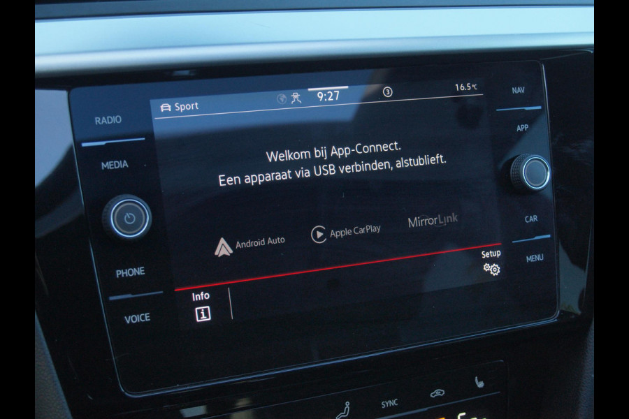 Volkswagen Arteon 1.4 TSI eHybrid R-Line Business+ | Panoramadak | Trekhaak | Camera | Sfeerverlichting | Estoril R-Line 20 inch | NL-Auto |