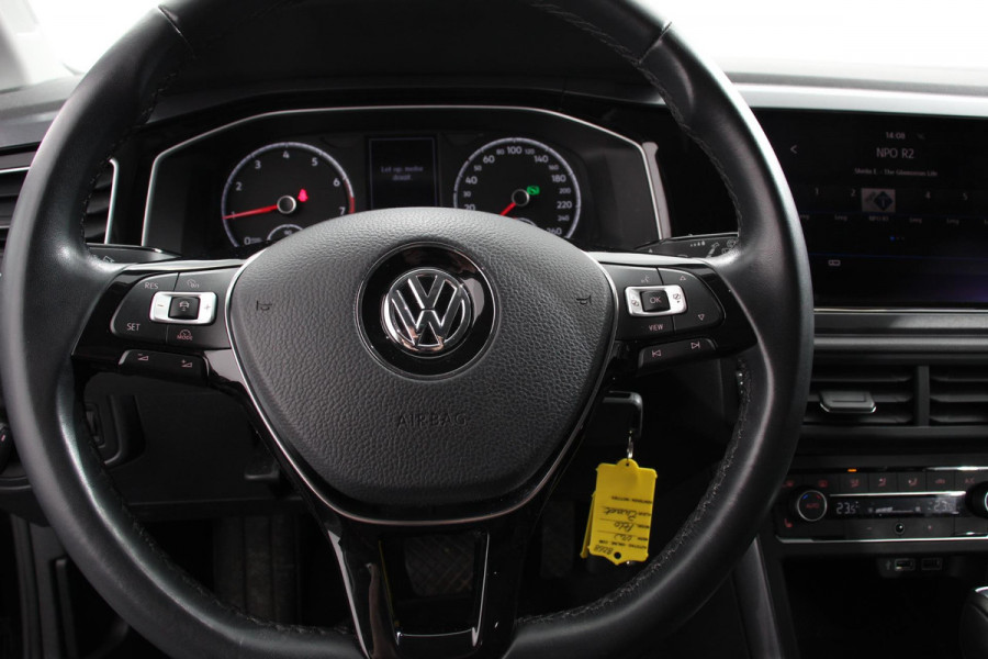 Volkswagen Polo 1.0 TSI 116pk DSG Highline Apple Carplay/Android Auto Adaptive cruise control Parkeersensoren Verwarmde voorstoelen Afneembare trekhaak