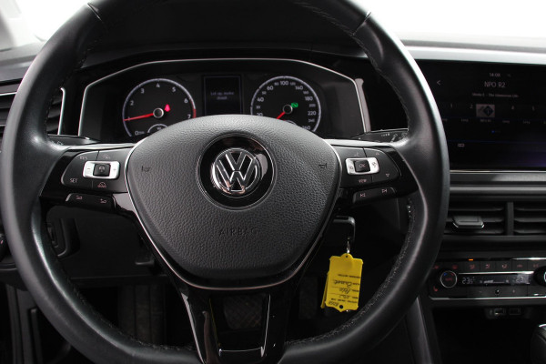 Volkswagen Polo 1.0 TSI 116pk DSG Highline Apple Carplay/Android Auto Adaptive cruise control Parkeersensoren Verwarmde voorstoelen Afneembare trekhaak