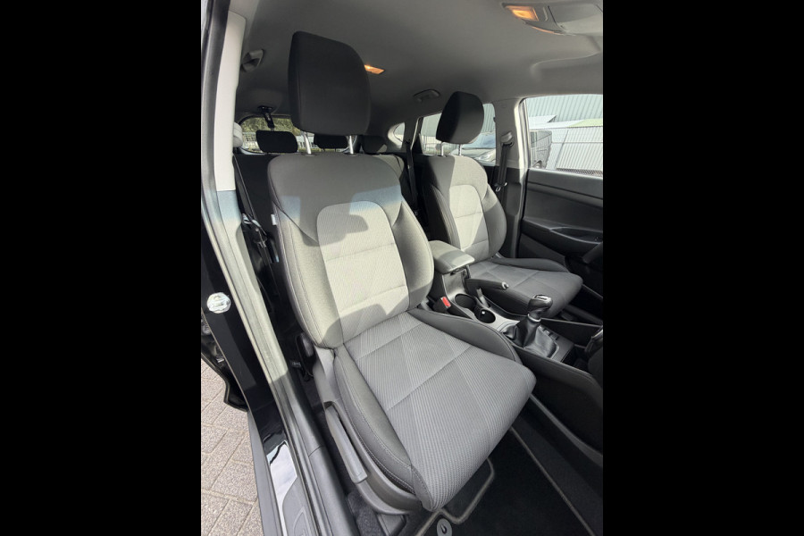 Hyundai Tucson 1.6 GDI Comfort (Trekhaak - Camera - Automatische Airco - Navigatie via APP - 17"incl 4S)