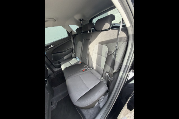 Hyundai Tucson 1.6 GDI Comfort (Trekhaak - Camera - Automatische Airco - Navigatie via APP - 17"incl 4S)