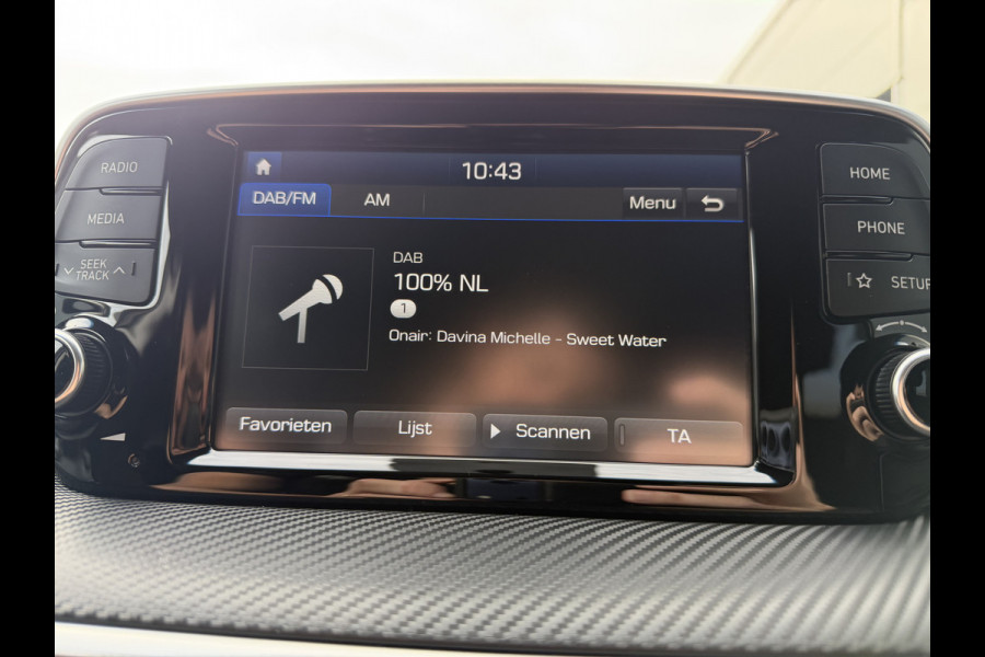 Hyundai Tucson 1.6 GDI Comfort (Trekhaak - Camera - Automatische Airco - Navigatie via APP - 17"incl 4S)