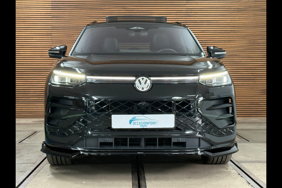 Volkswagen Tayron 1.5 eHybrid 272PK | R-Line Black MD Edition | Garantie tot 2030 | Vol! | Maxton| Pano| IQ. Light| H/K | Trekhaak