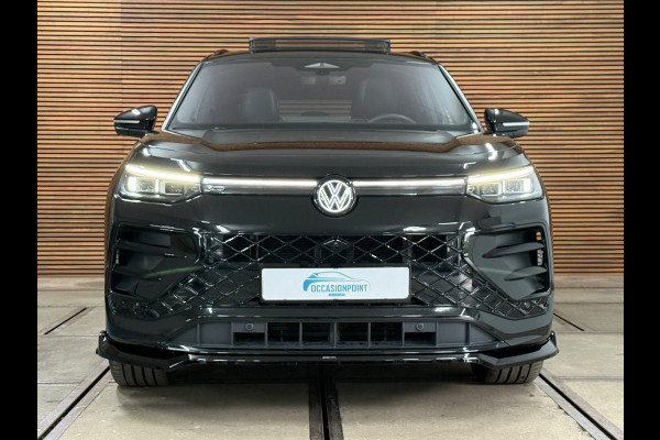 Volkswagen Tayron 1.5 eHybrid 272PK | R-Line Black MD Edition | Garantie tot 2030 | Vol! | Maxton| Pano| IQ. Light| H/K | Trekhaak