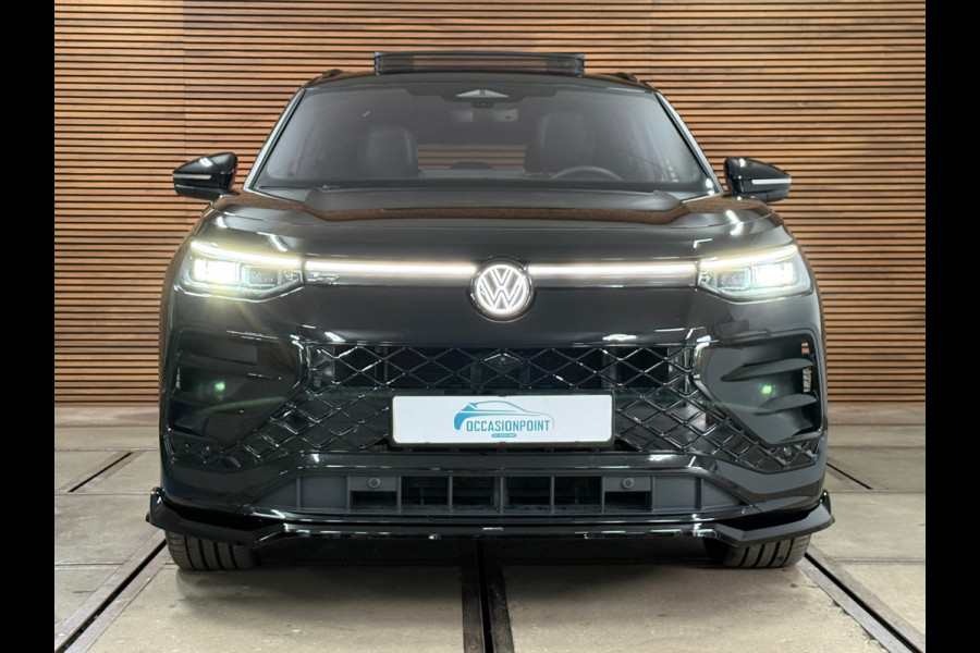 Volkswagen Tayron 1.5 eHybrid 272PK | R-Line Black MD Edition | Garantie tot 2030 | Vol! | Maxton| Pano| IQ. Light| H/K | Trekhaak