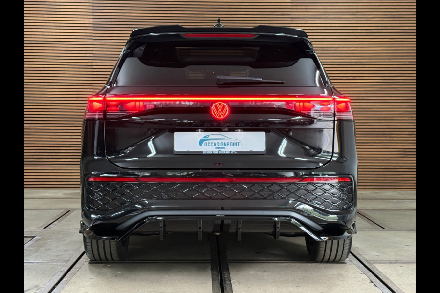 Volkswagen Tayron 1.5 eHybrid 272PK | R-Line Black MD Edition | Garantie tot 2030 | Vol! | Maxton| Pano| IQ. Light| H/K | Trekhaak