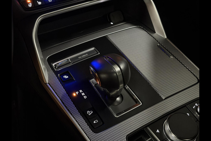 Mazda CX-60 2.5 e-SkyActiv PHEV Homura Trekhaak | Open dak | Adapt. cruise | Stoel-/stuurverwarming | Bose sound | Stoelventilatie | Carplay | 360 graden camera