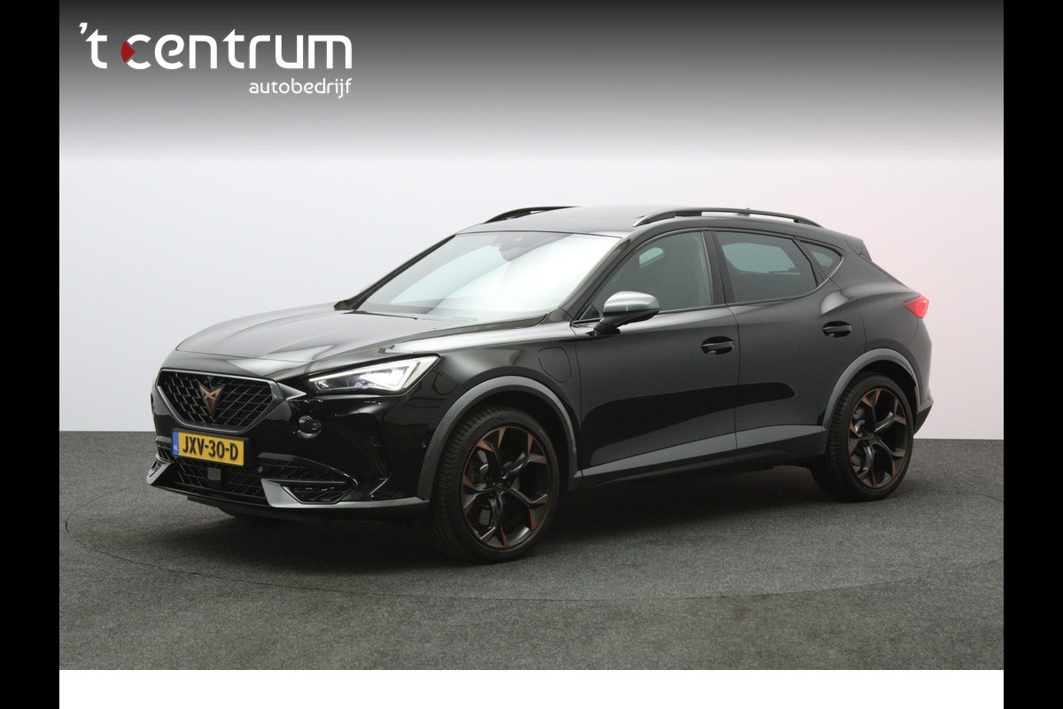 CUPRA Formentor 1.4 e-Hybrid 245 PK VZ Copper Edition PHEV, Panoramadak, Memory, Camera, Trekhaak, 360 Camera, Stuur-Startknop