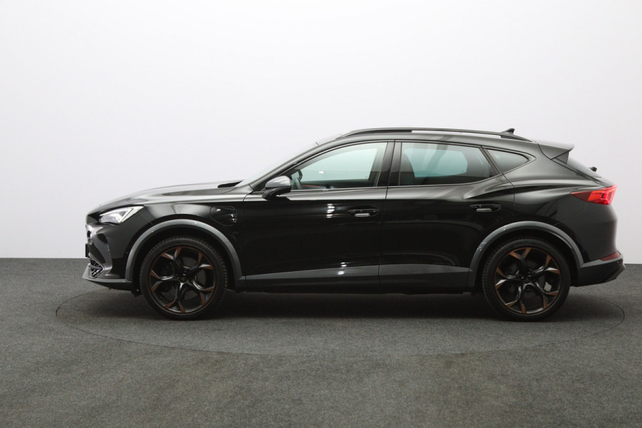 CUPRA Formentor 1.4 e-Hybrid 245 PK VZ Copper Edition PHEV, Panoramadak, Memory, Camera, Trekhaak, 360 Camera, Stuur-Startknop