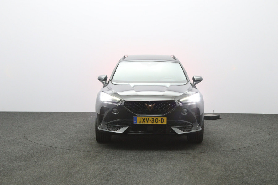 CUPRA Formentor 1.4 e-Hybrid 245 PK VZ Copper Edition PHEV, Panoramadak, Memory, Camera, Trekhaak, 360 Camera, Stuur-Startknop